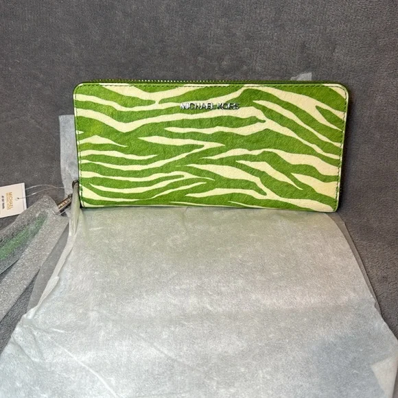 💚MICHAEL KORS💚Jungle Green Jet Set Travel Zebra Print Calf Hair Cont Wallet/NWT - Picture 3 of 9
